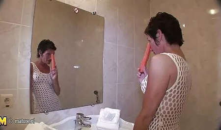 Eva Lawrence bekommt auf ihre Titten kostenlose vintage erotikfilme