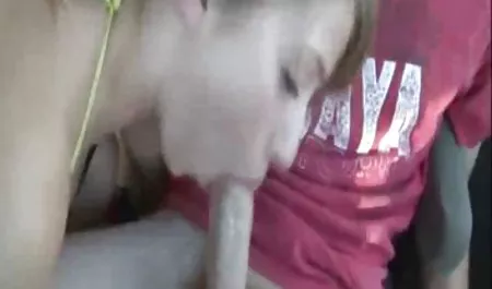 18 jährige kleine Titten erotikfilme kostenlos anschauen Teen fickt