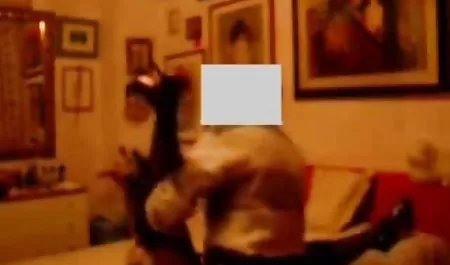 Kameramann gibt Gesichtern eines Mädchens kostenlose erotikfilme massage ohne männliches PCG