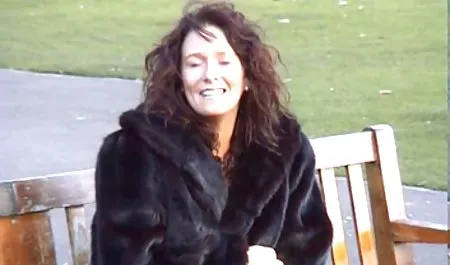 Kann ich kostenlose erotische filme mit erwachsenen einen großen Schwanz massieren?