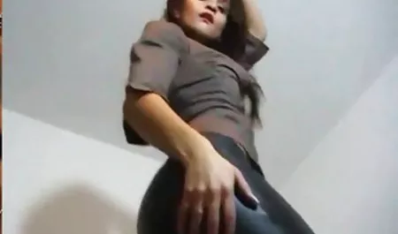 Xxx filme pur - julia de erotikfilme online anschauen lucia ist eine geile sl