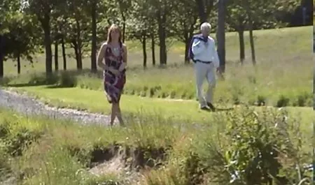 Älterer Mann teilt seine jüngere Freundin erotikfilme fur frauen kostenlos