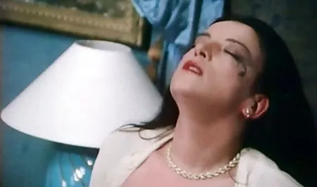 Liebt es meinen Schwanz private erotikfilme anzubeten.