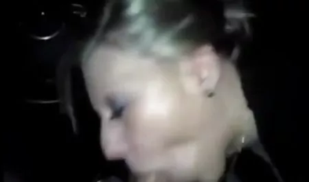 Monster gratis erotikfilme hd packten ein Mädchen und haben Sex