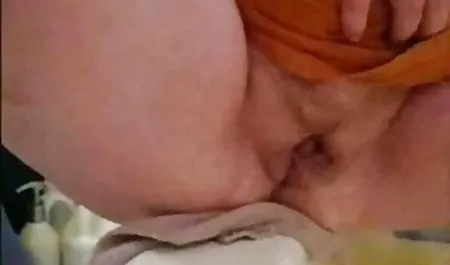 Brünette Teen Babe wird im kostenlose erotikfilme in deutscher sprache Freien gefickt