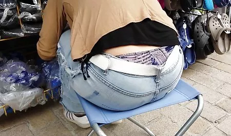 Geschweifte Krankenschwester hilft Patienten beim Ejakulieren film gratis erotik