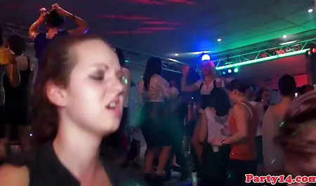 - Bonnie Grey ist ihr erster kostenlos erotik filme sehen Schwanz in ihrem Arschloch