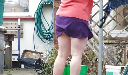 Handschuhe kostenlose erotikfilme ansehen der blauen Latexmilfszene 1