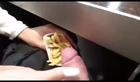 Handjob rosa Schokoladenmuschi mit kostenlose erotik filme Kugelvibrator