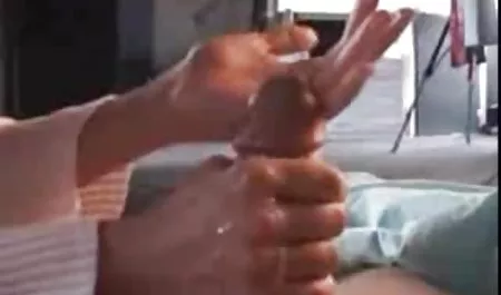 Mutti und Schwestern bringen dir bei, wie deutsche erotikfilme kostenlos ansehen man einen Taurus Raquel Roper fickt