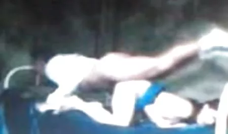 Geile Teen Sabrina quillt mit Sahne über erotische massage filme kostenlos die Pussy