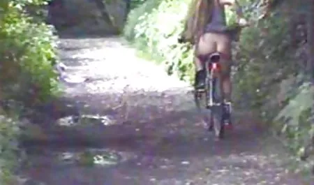 Spiel private erotikfilme mit meiner Schwanzmutter - 14