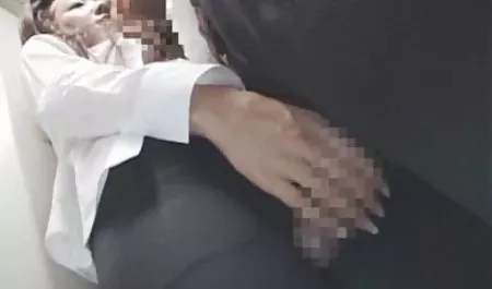 Selbstbefriedigung auf dem Bett kurze erotikfilme