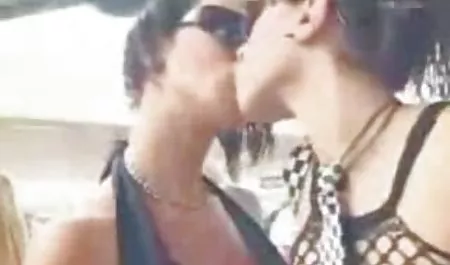 Karlie Gray - sag eine Nelke - gratis erotikfilme hd zwei Tomahuuu