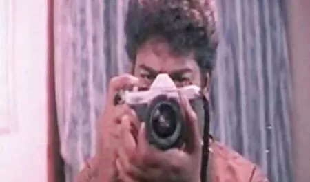 Pigtails Teen weiß, wie man mit einem Schwanz erotikfilm massage umgeht