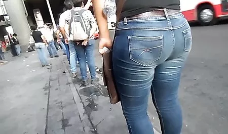 Die saftige Lauren Phillips bedankt sich kostenlose erotikfilme ansehen bei der Fotografin mit ihrem Mund!