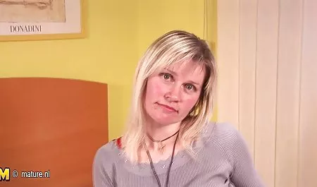 Liebevolle Freundin muss romantische erotikfilme kostenlos ihre Muschi spreizen